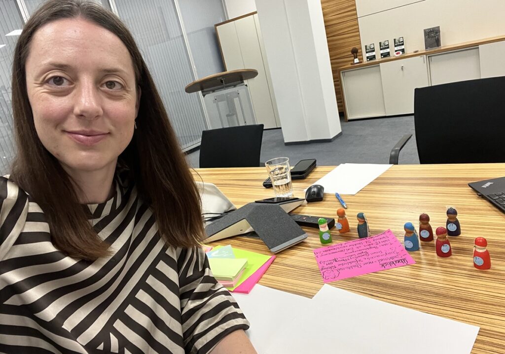 LinkedIn_DorisNeuherz_Holzmännchen im Coaching_